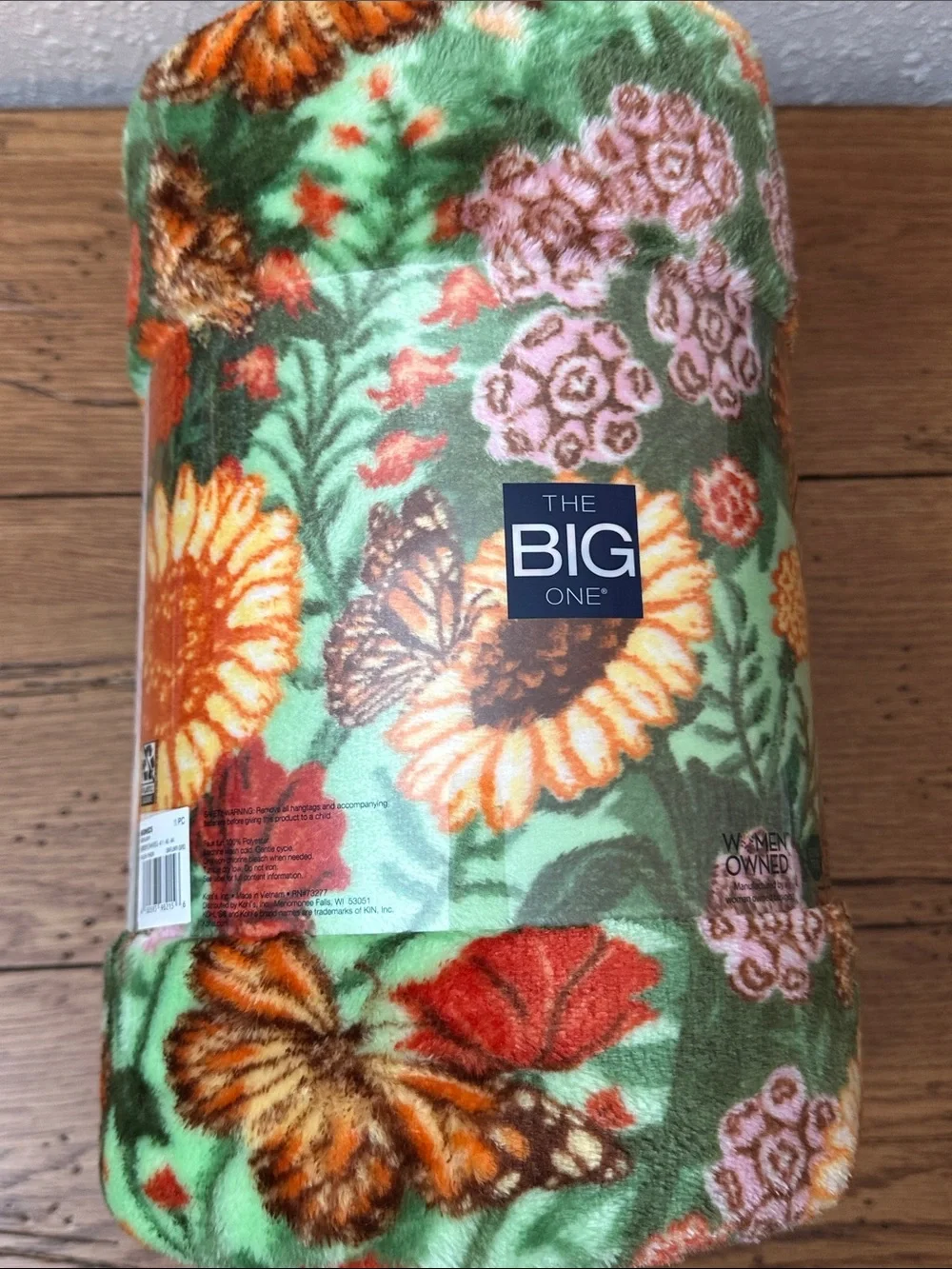 The Big One Floral Plush Throw Blanket - Sunflower & Butterfly - Green & Orange